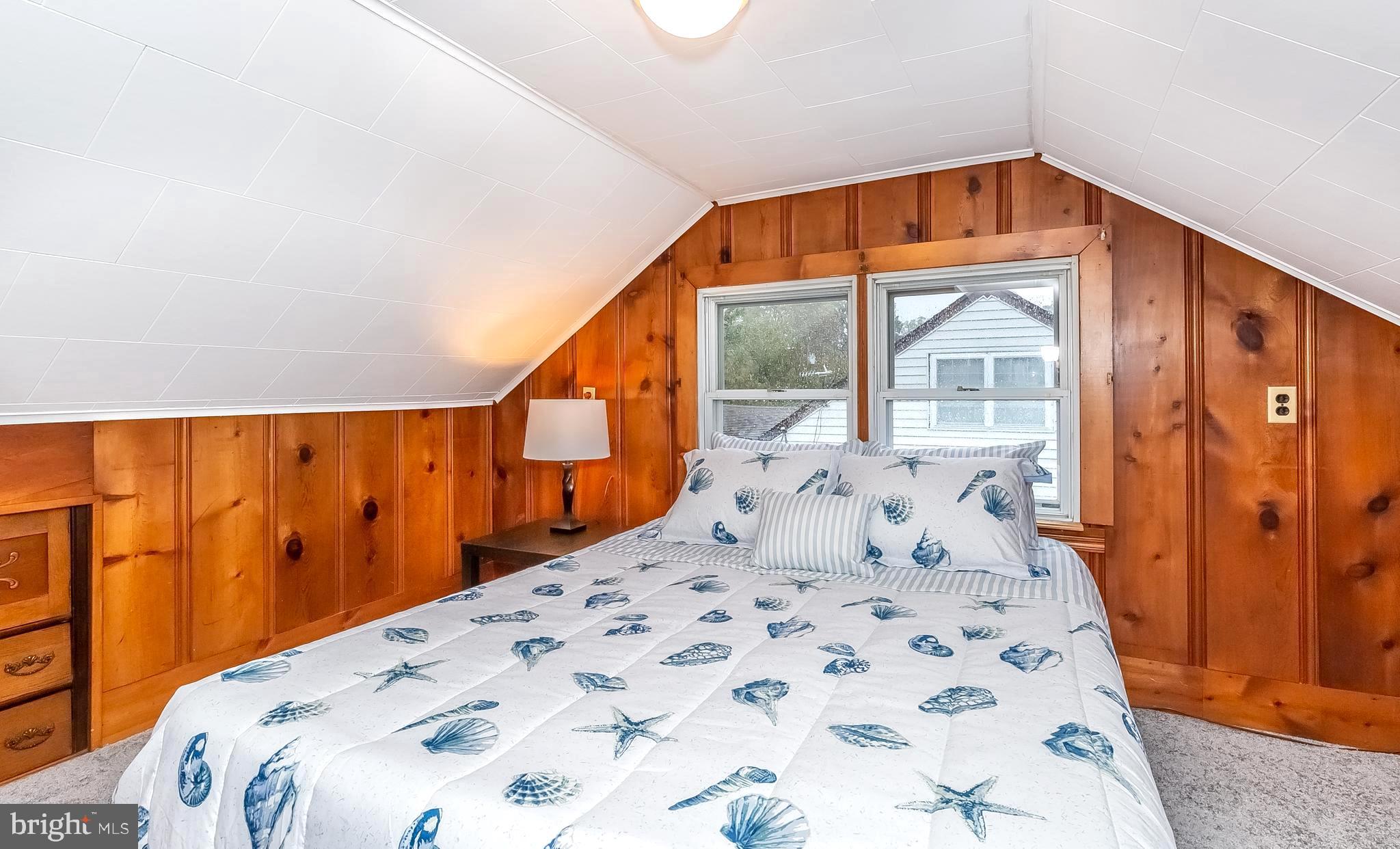 306 Sassafras Road Baltimore, MD 21221 - Photo 22 of 37 BEDROOM 3 (UPPER FLR) w/BUILT-IN STORAGE