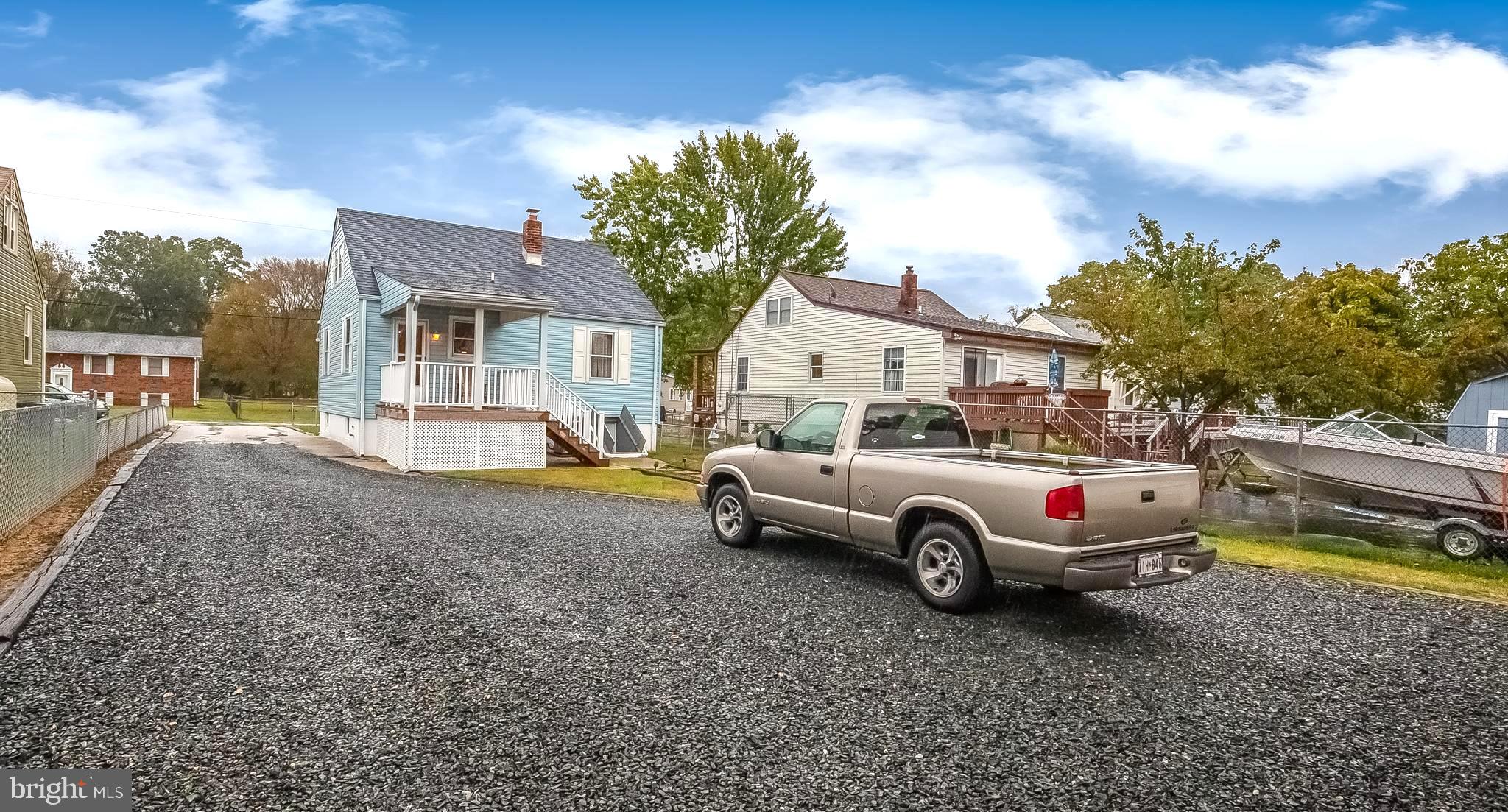 306 Sassafras Road Baltimore, MD 21221 - Photo 34 of 37 EASY-CARE LANDSCAPED REAR YARD