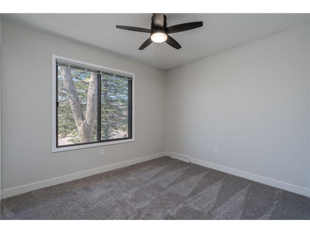 1105 South Valley Street New Ulm, MN 56073 - Photo 15 of 22