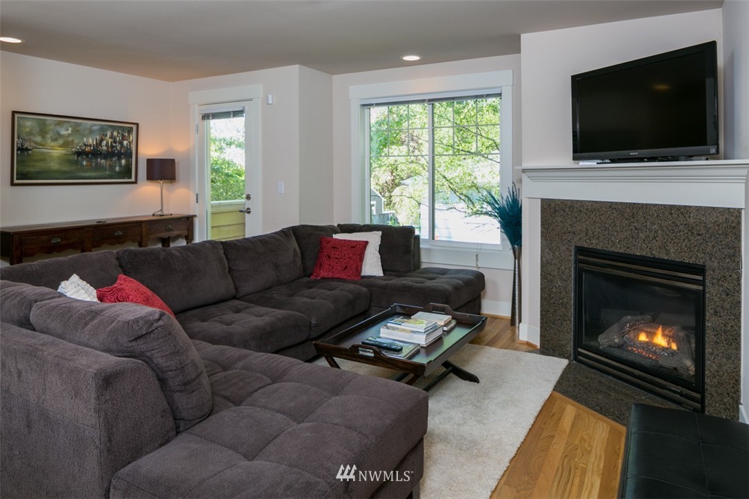 10303 Holman Road North, Unit B Seattle, WA 98177 - Photo 1 of 15