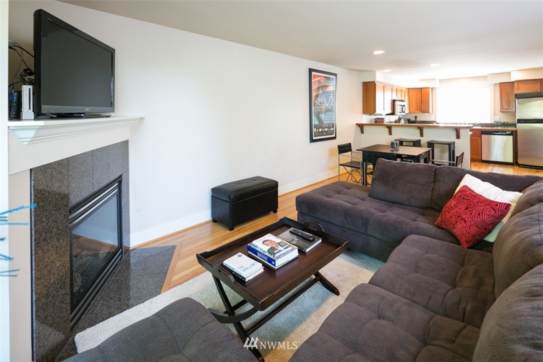 10303 Holman Road North, Unit B Seattle, WA 98177 - Photo 2 of 15