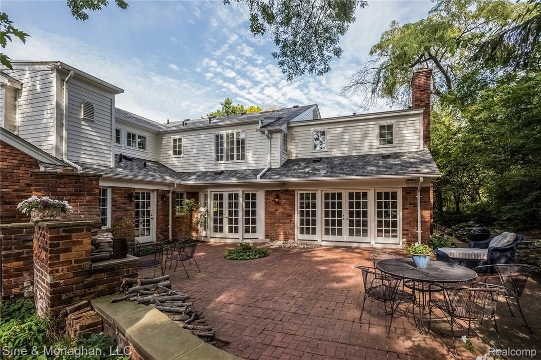 157 Kenwood Road Grosse Pointe, MI 48236 - Photo 66 of 84 066-Rear_View-3257629-medium.jpg