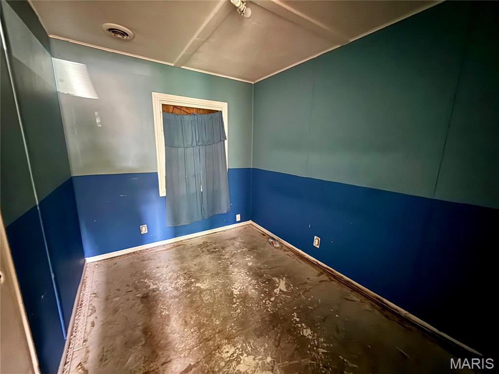 8307 Edna Avenue St. Louis, MO 63135 - Photo 12 of 14