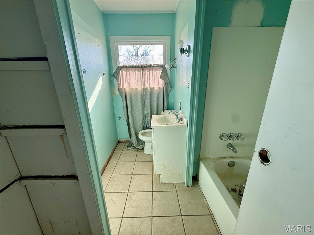 8307 Edna Avenue St. Louis, MO 63135 - Photo 8 of 14