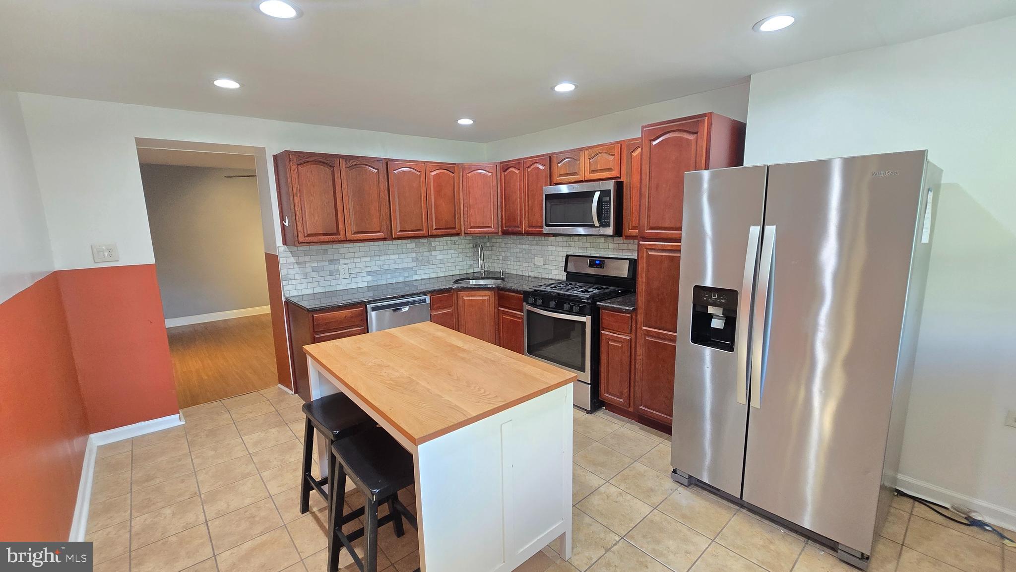 129 Ripka Street Philadelphia, PA 19127 - Photo 7 of 23