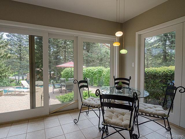 6435 Apple Orchard Lane Rochester Hills, MI 48306 - Photo 46 of 77