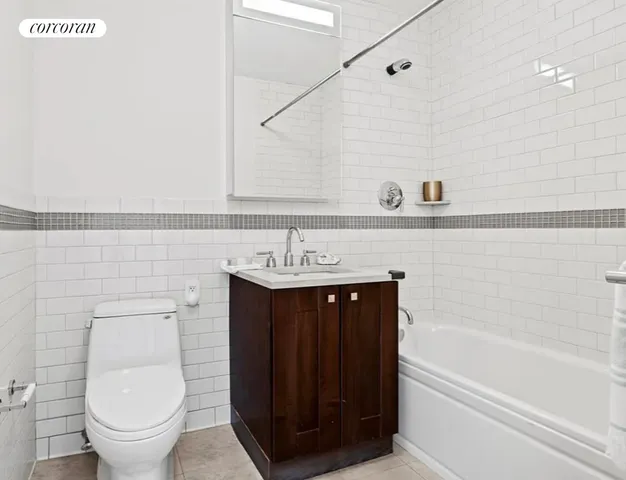 $999,000 | 640 West 237th Street, Unit 7B | Riverdale