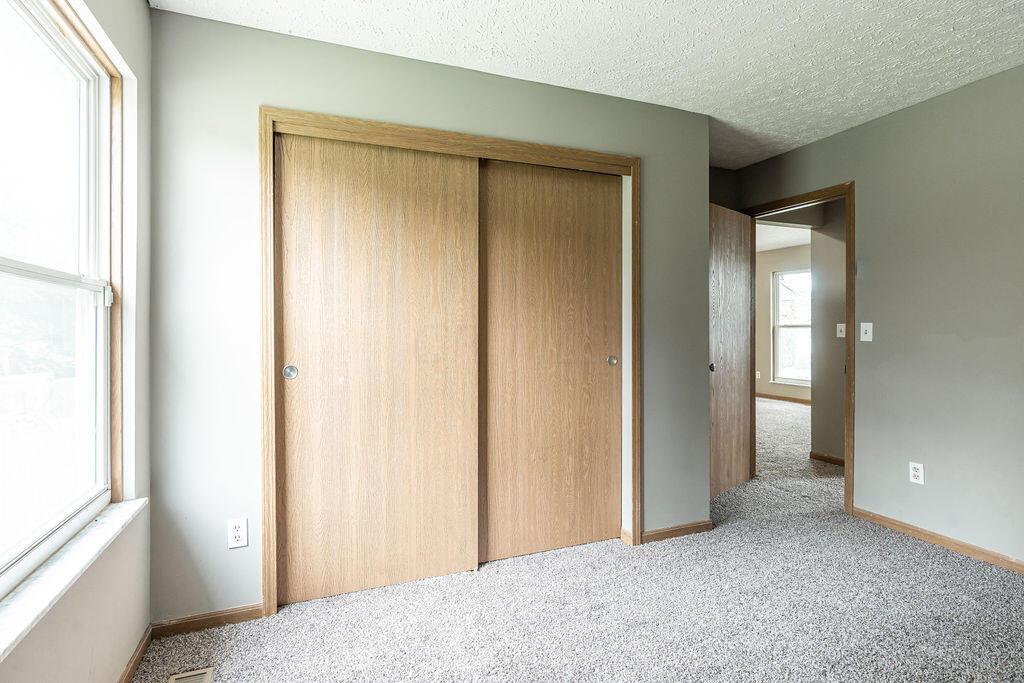 2731 Raphael Drive Columbus, OH 43232 - Photo 15 of 18 R1 (16)