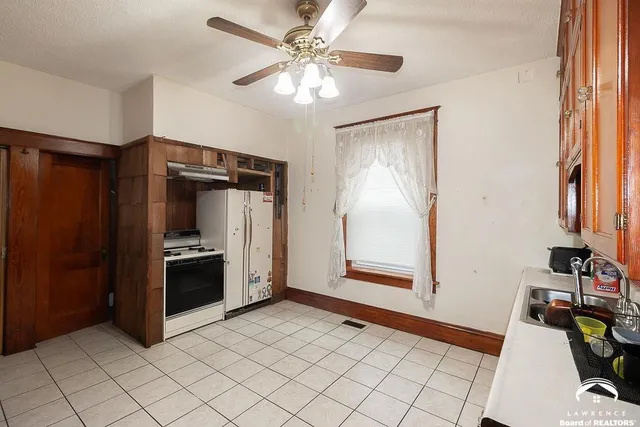 $146,000 | 216 Southwest Fillmore Street, Topeka, KS 66606