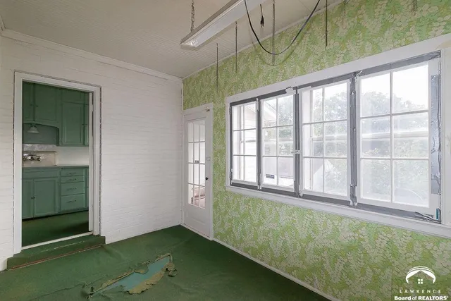 $146,000 | 216 Southwest Fillmore Street, Topeka, KS 66606