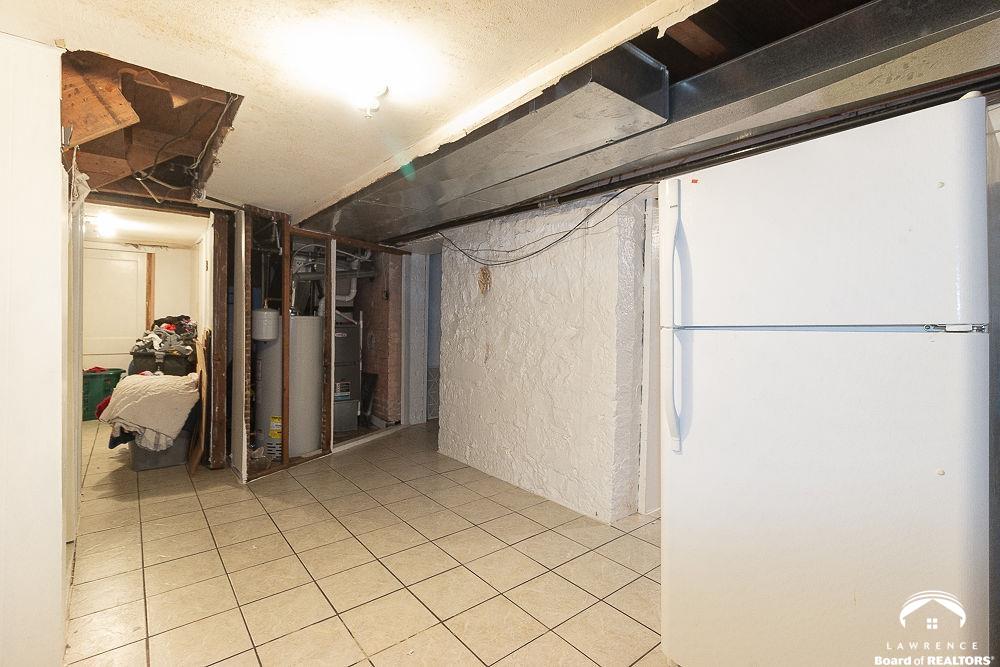 216 Southwest Fillmore Street Topeka, KS 66606 - Photo 29 of 38