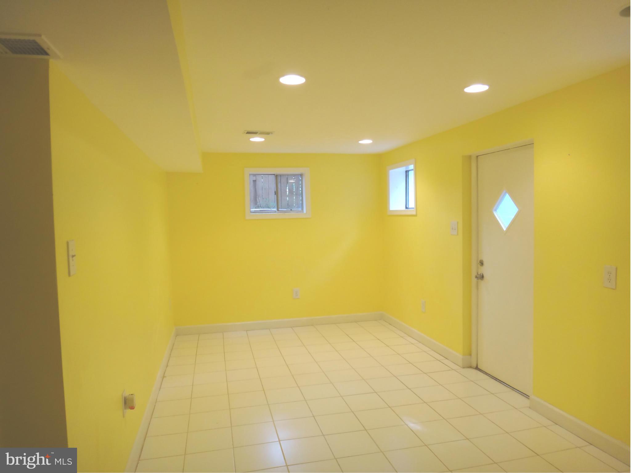 6534 Deepford Street Springfield, VA 22150 - Photo 12 of 25 Recreation Room
