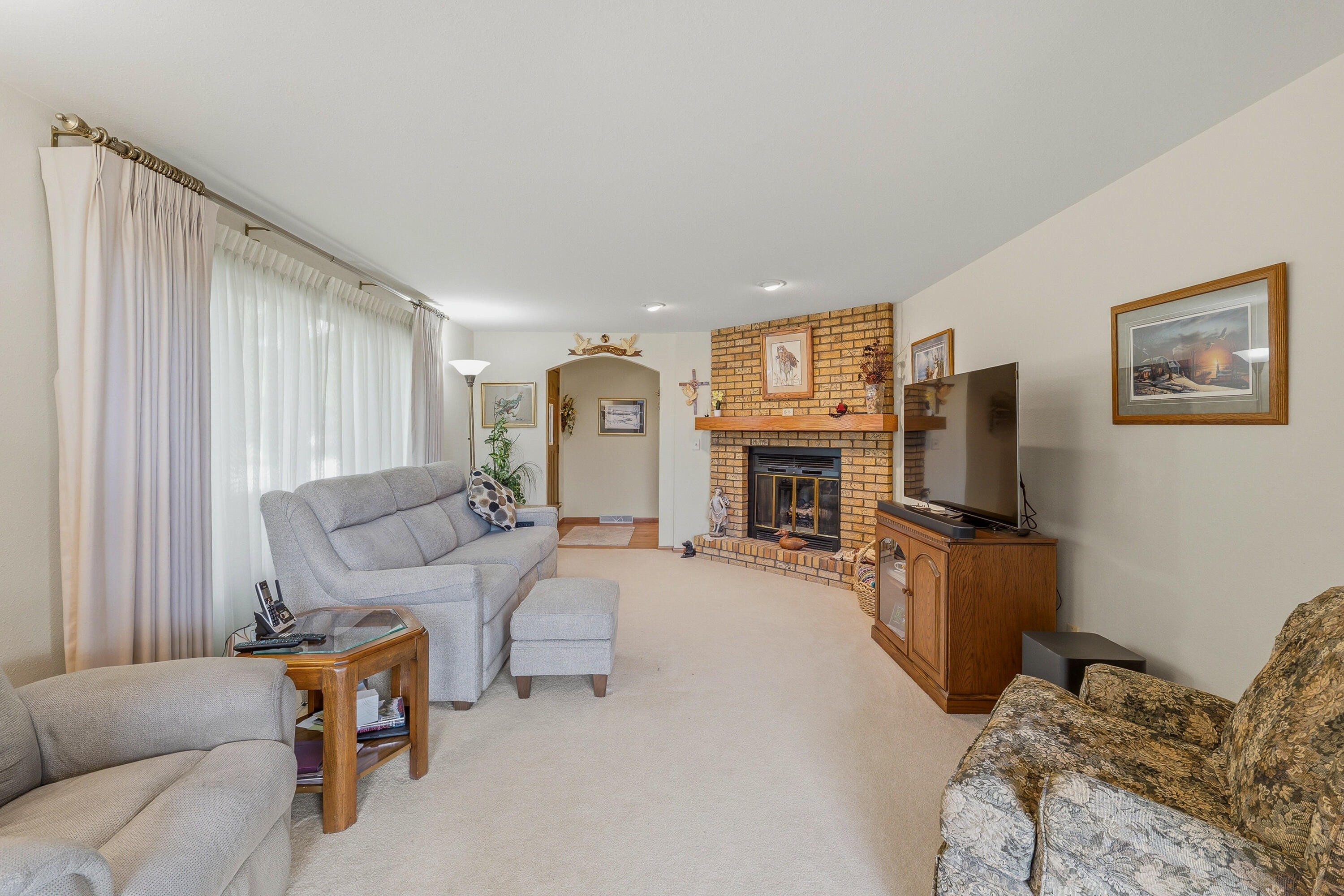 1237 Audubon Road Howards Grove, WI 53083 - Photo 6 of 31 Living Room with Gas Fireplace