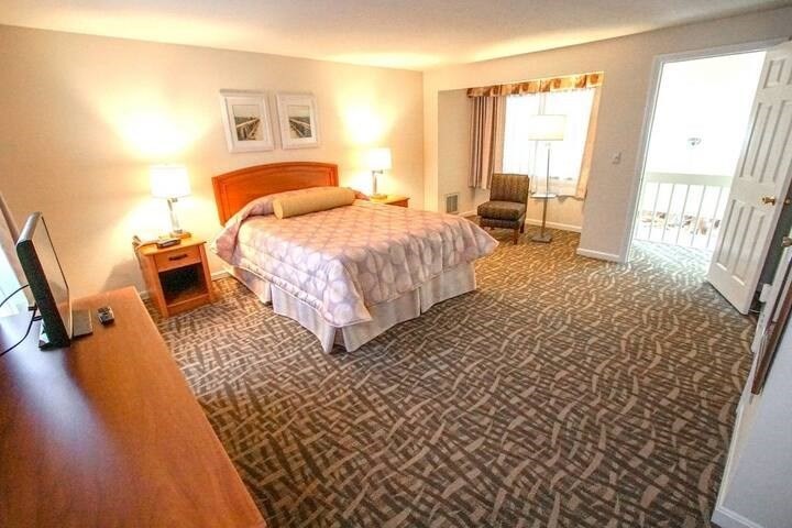 141 Great Neck Road South, Unit 203 Mashpee, MA 02649 - Photo 8 of 16