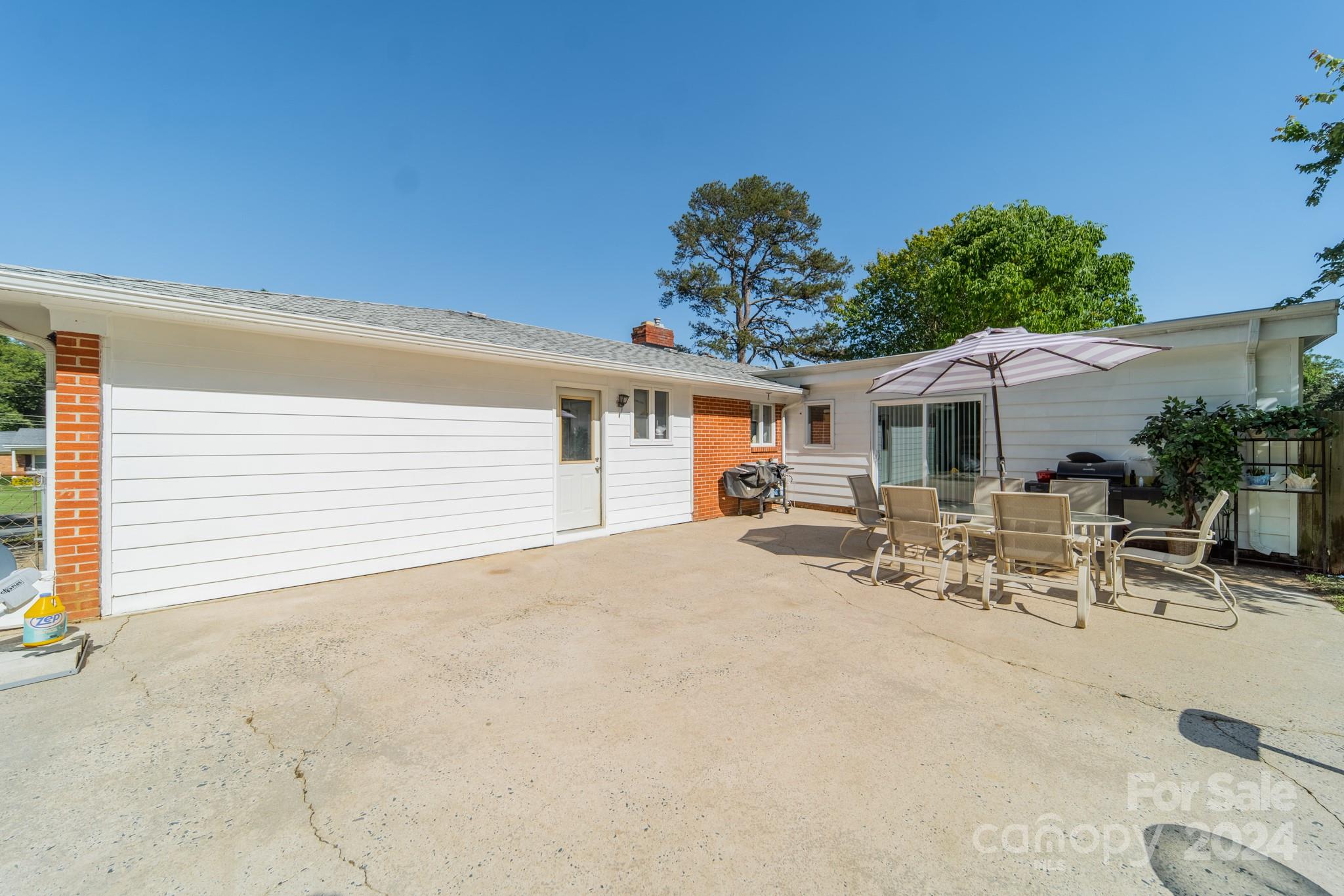 1202 Howard Circle Charlotte, NC 28214 - Photo 22 of 25