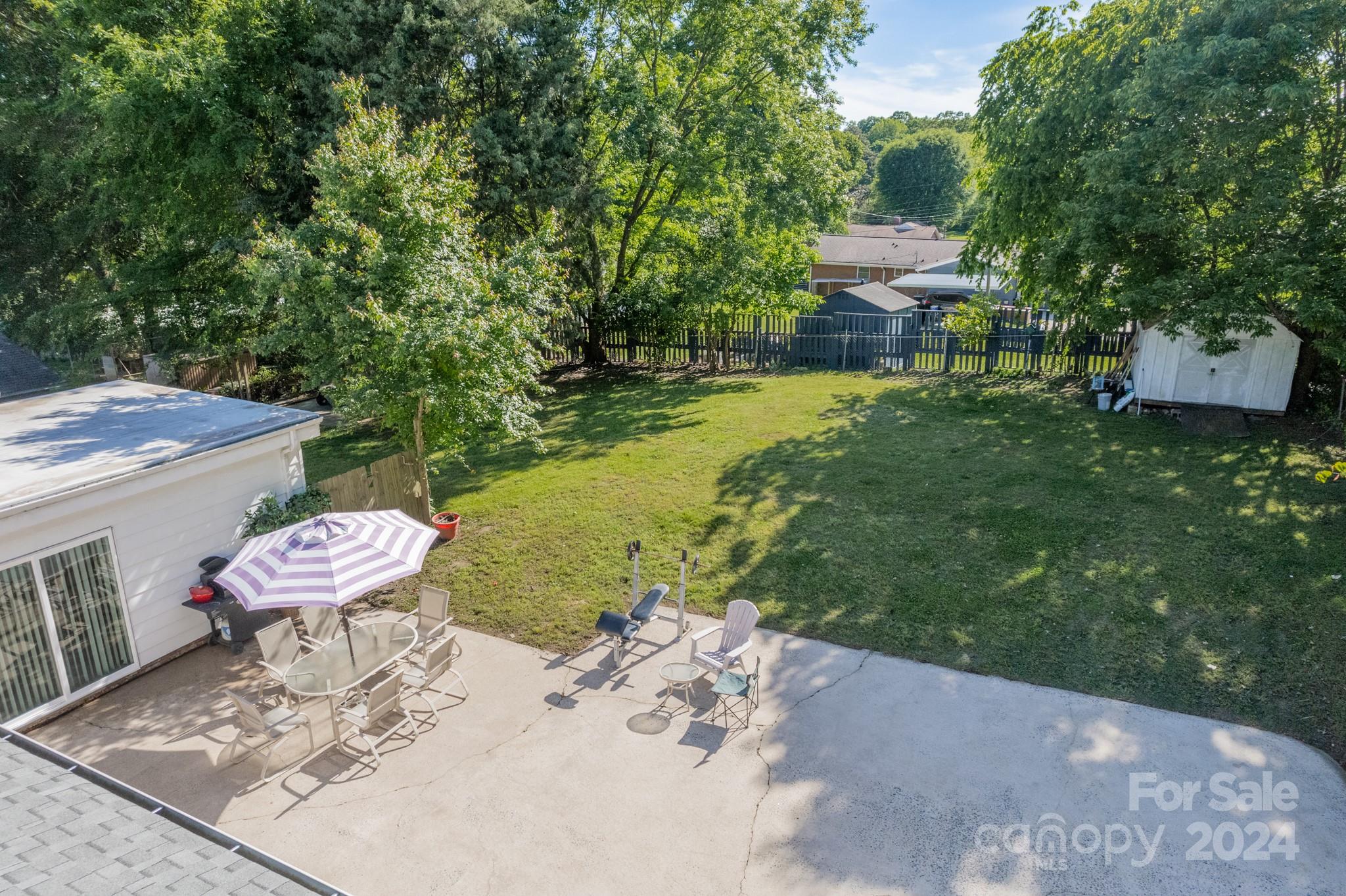 1202 Howard Circle Charlotte, NC 28214 - Photo 3 of 25