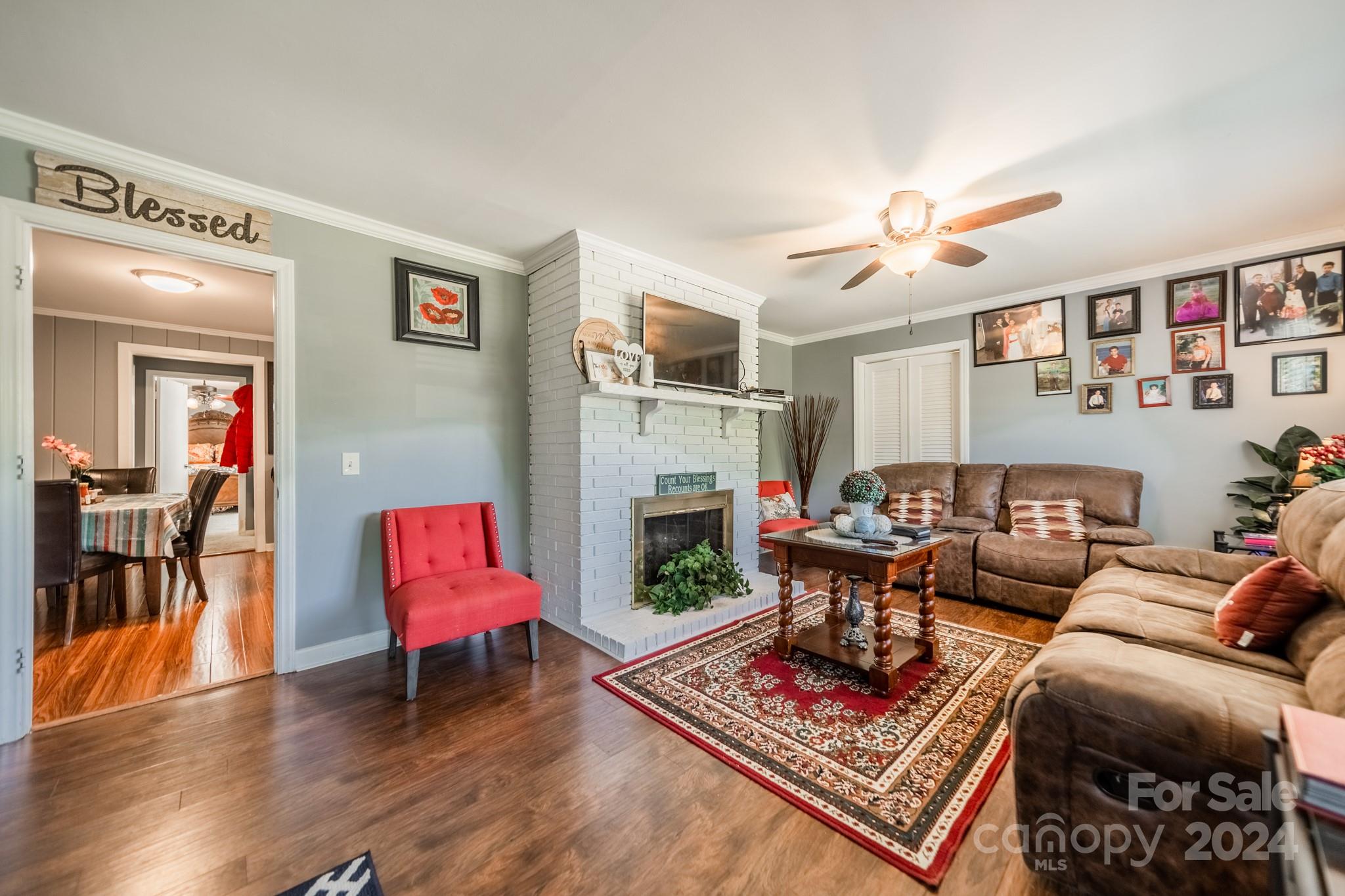 1202 Howard Circle Charlotte, NC 28214 - Photo 5 of 25