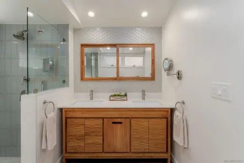 $4,190,000 | 383 Westbourne Street, San Diego, CA 92037