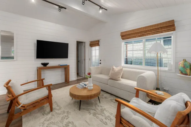 $4,275,000 | 383 Westbourne Street, San Diego, CA 92037