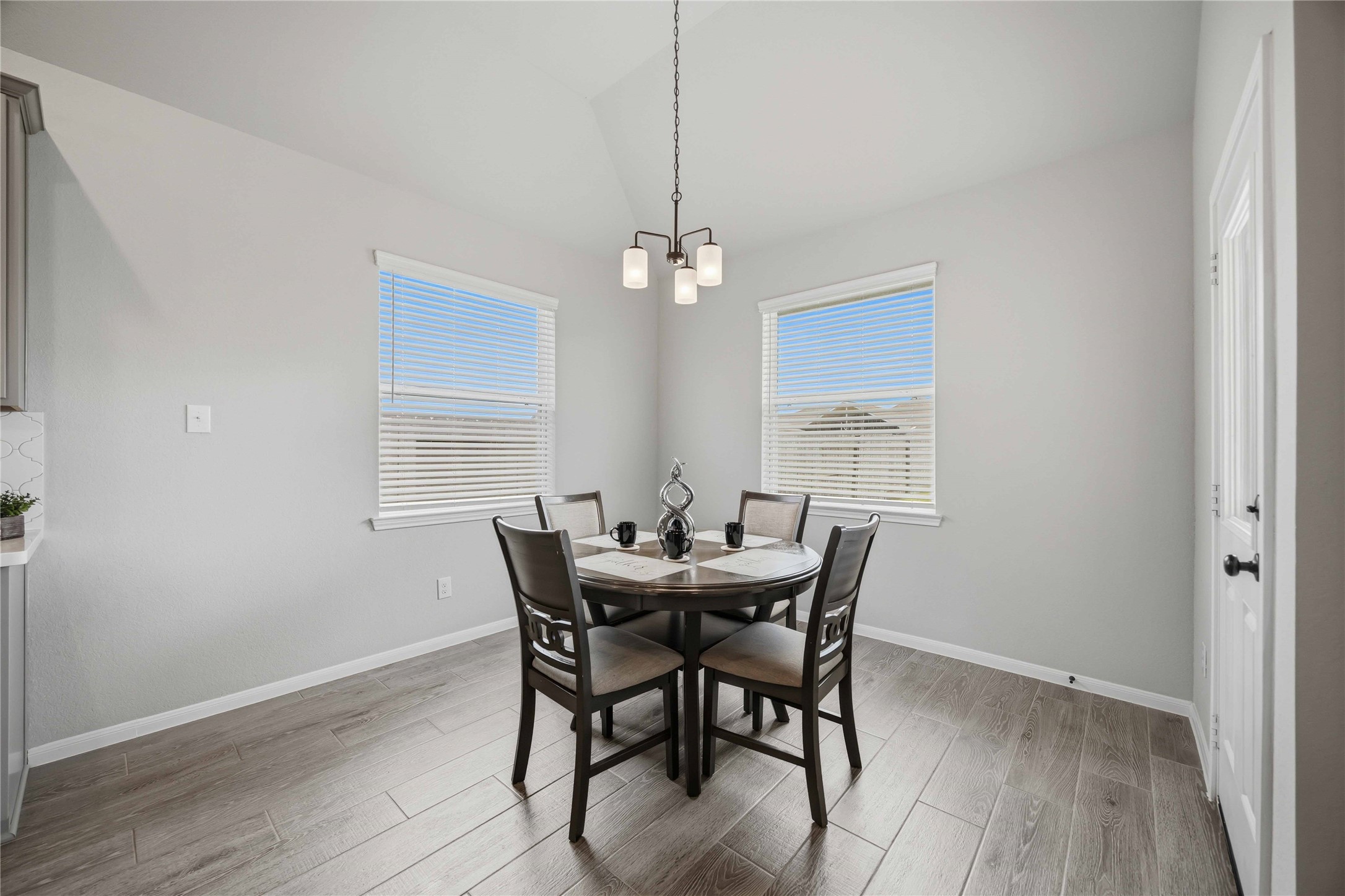2808 Bisbee Road League City, TX 77573 - Photo 26 of 42 Breakfast Area w/ Oversized Windows