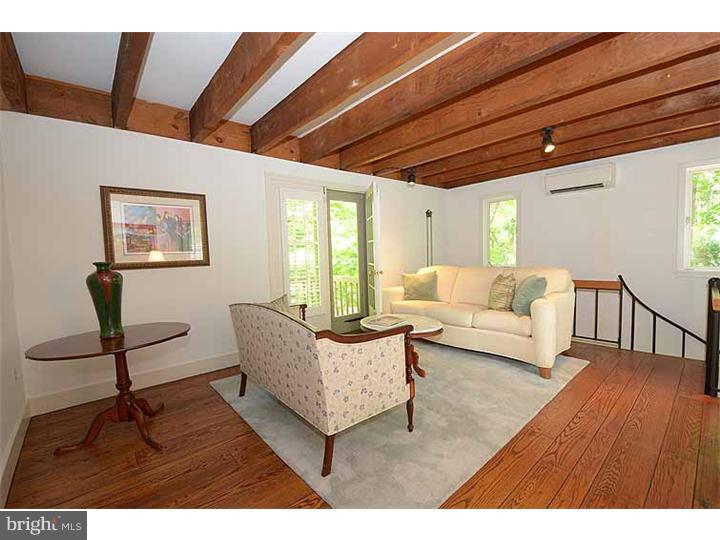 102 East Bells Mill Road Philadelphia, PA 19118 - Photo 3 of 25 Living Room