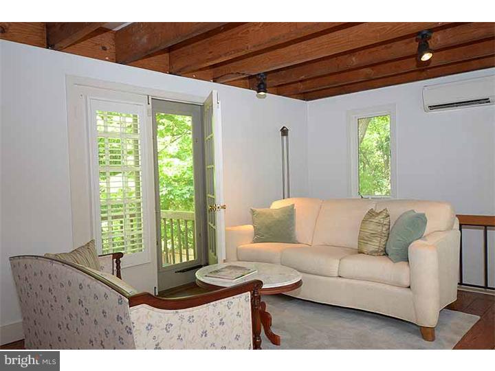 102 East Bells Mill Road Philadelphia, PA 19118 - Photo 4 of 25 Living Room