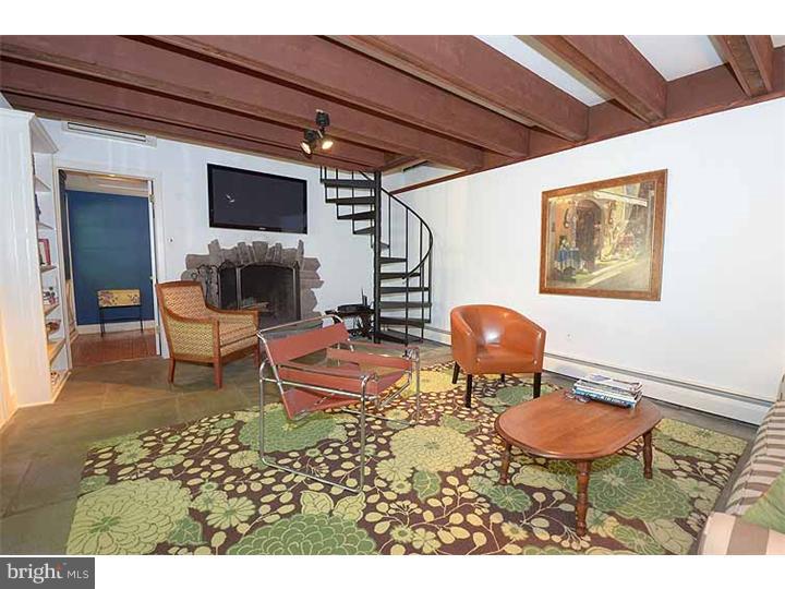 102 East Bells Mill Road Philadelphia, PA 19118 - Photo 6 of 25 Family Room