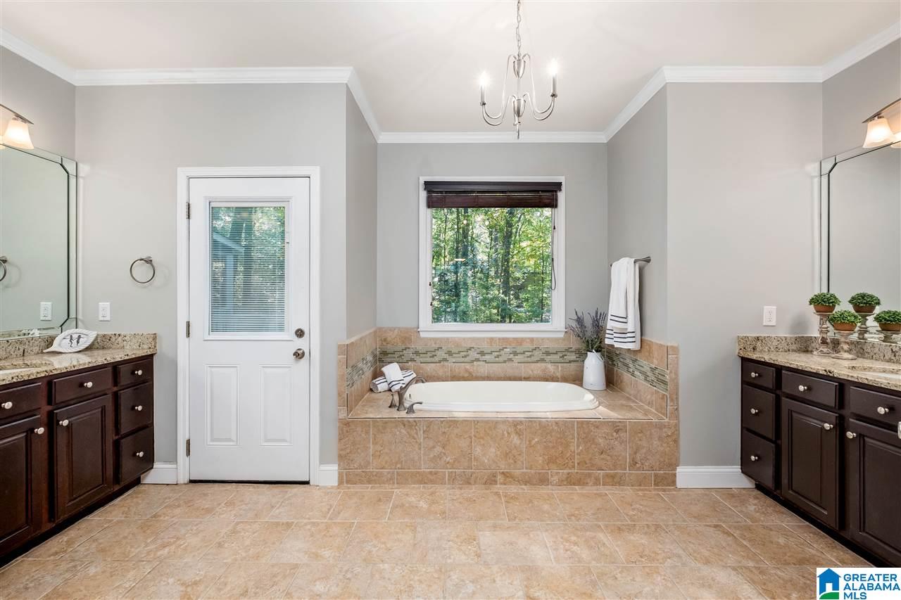 2735 Stevens Creek Road Birmingham, AL 35244 - Photo 20 of 32