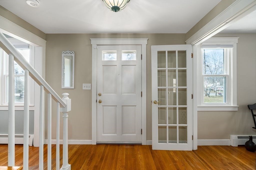 6 Red Coach Road Hamilton, MA 01982 - Photo 8 of 25 Gallery Image 8