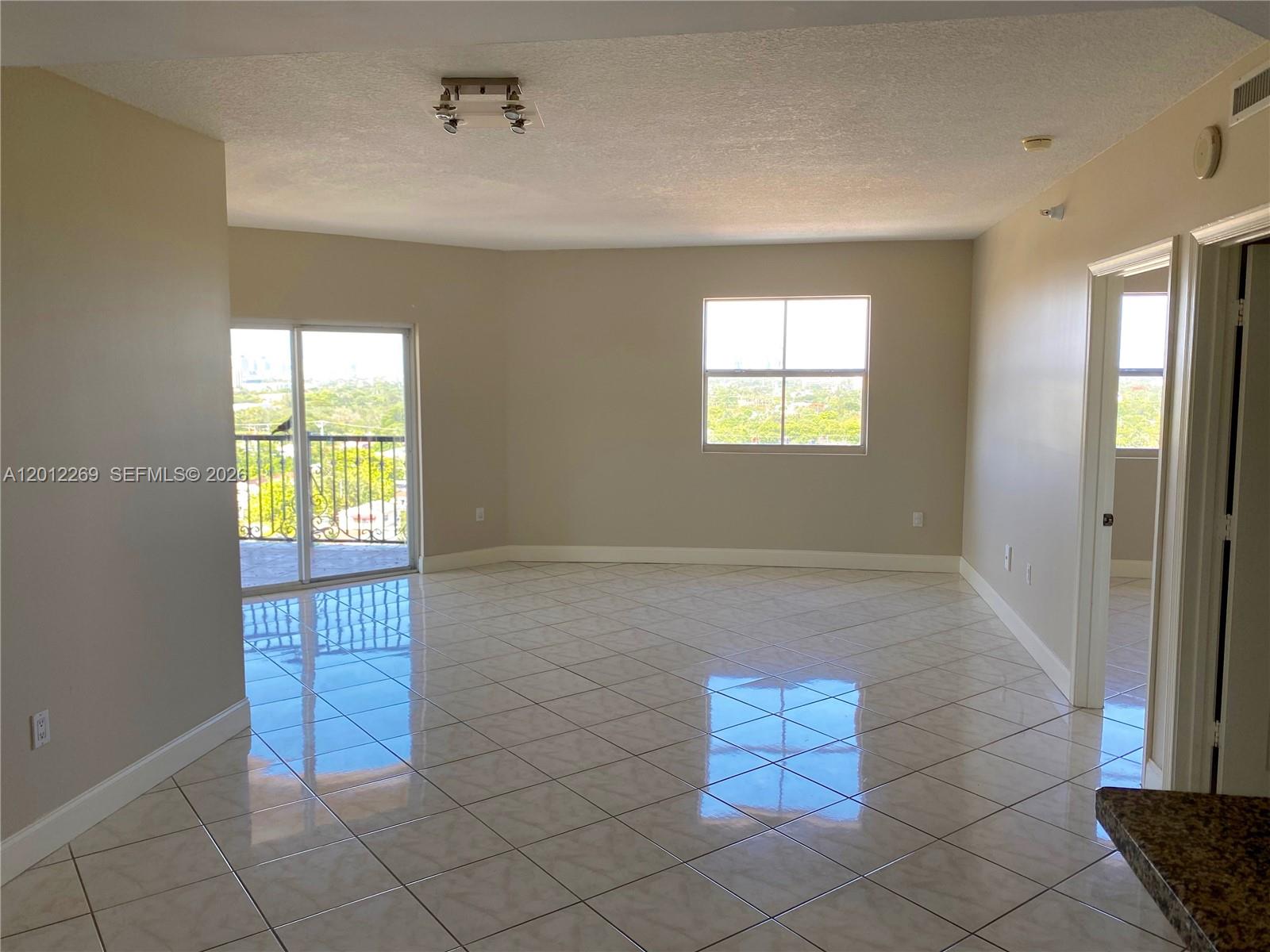 1627 Southwest 37th Avenue, Unit 804 Miami, FL 33145 - Photo 4 of 18