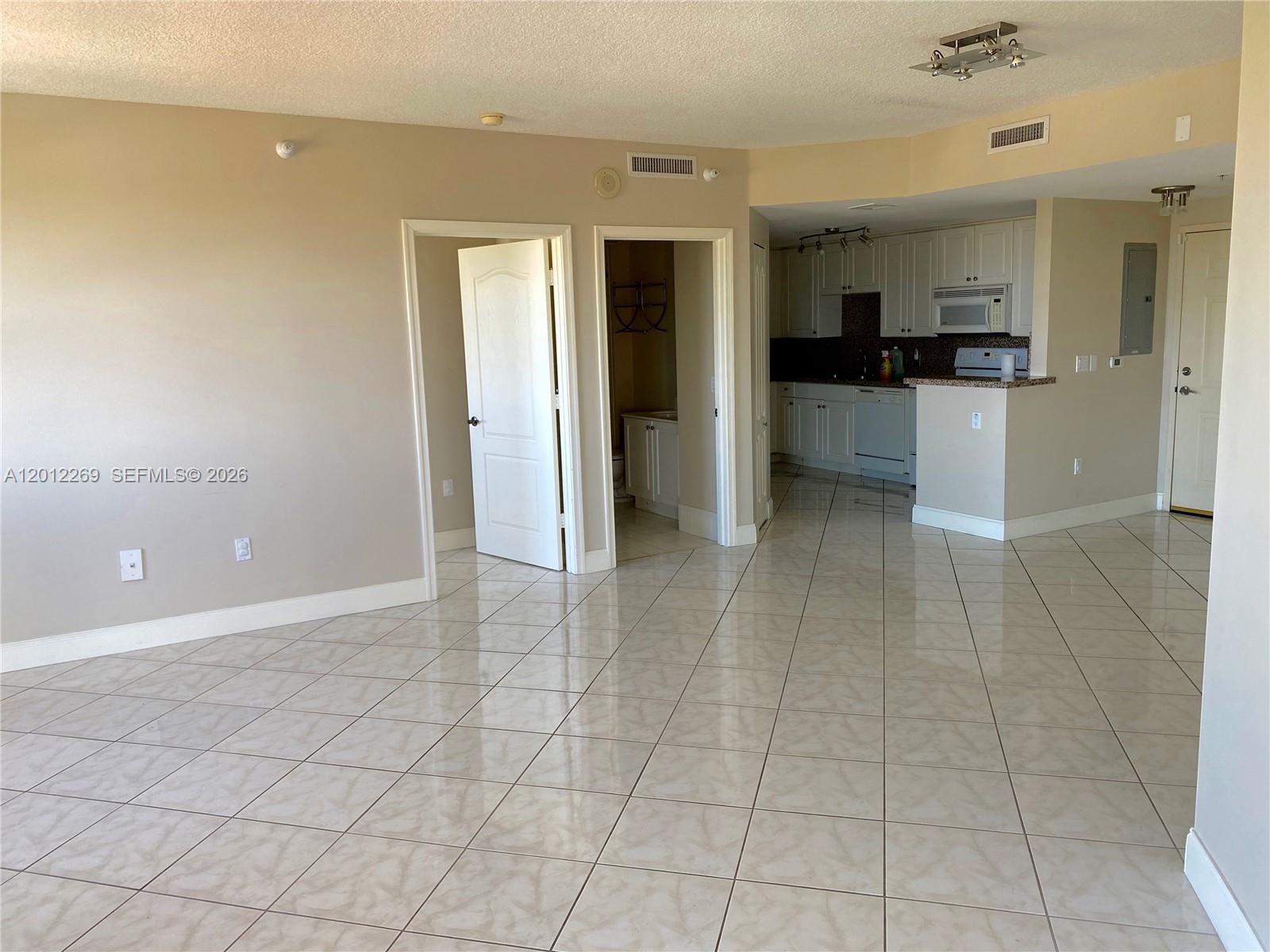1627 Southwest 37th Avenue, Unit 804 Miami, FL 33145 - Photo 5 of 18