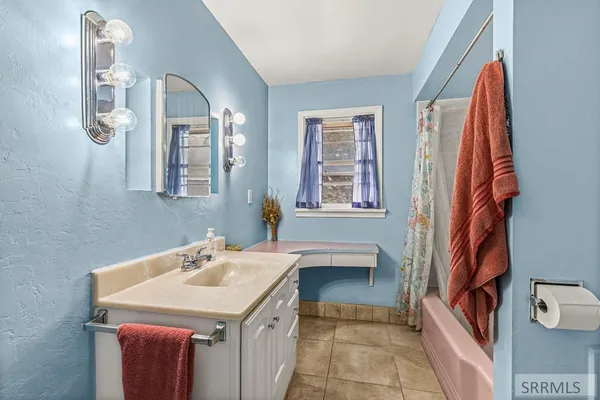 $615,000 | 795 Saturn Avenue, Idaho Falls, ID 83402