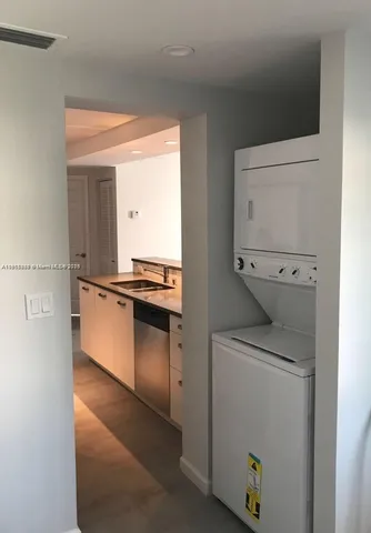 $3,000 | 3069 Southwest 7th Street, Miami, FL 33135