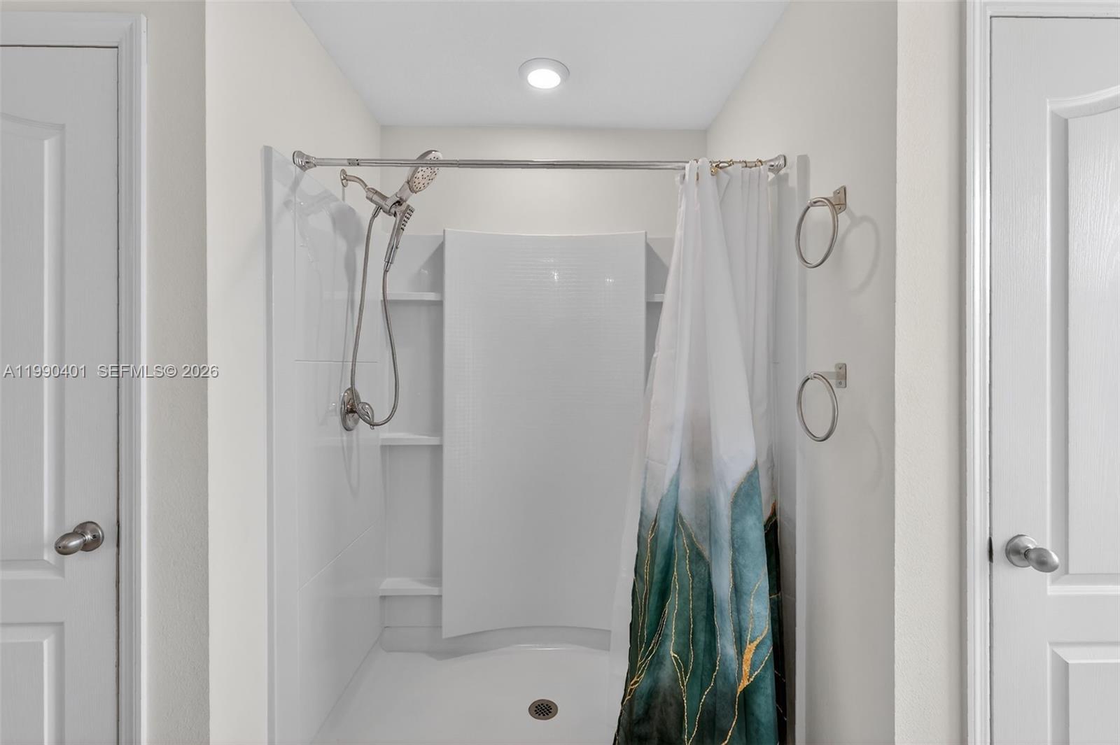 1481 Kempas Rd Mount Mount Dora, FL 32757 - Photo 17 of 32 Master suite