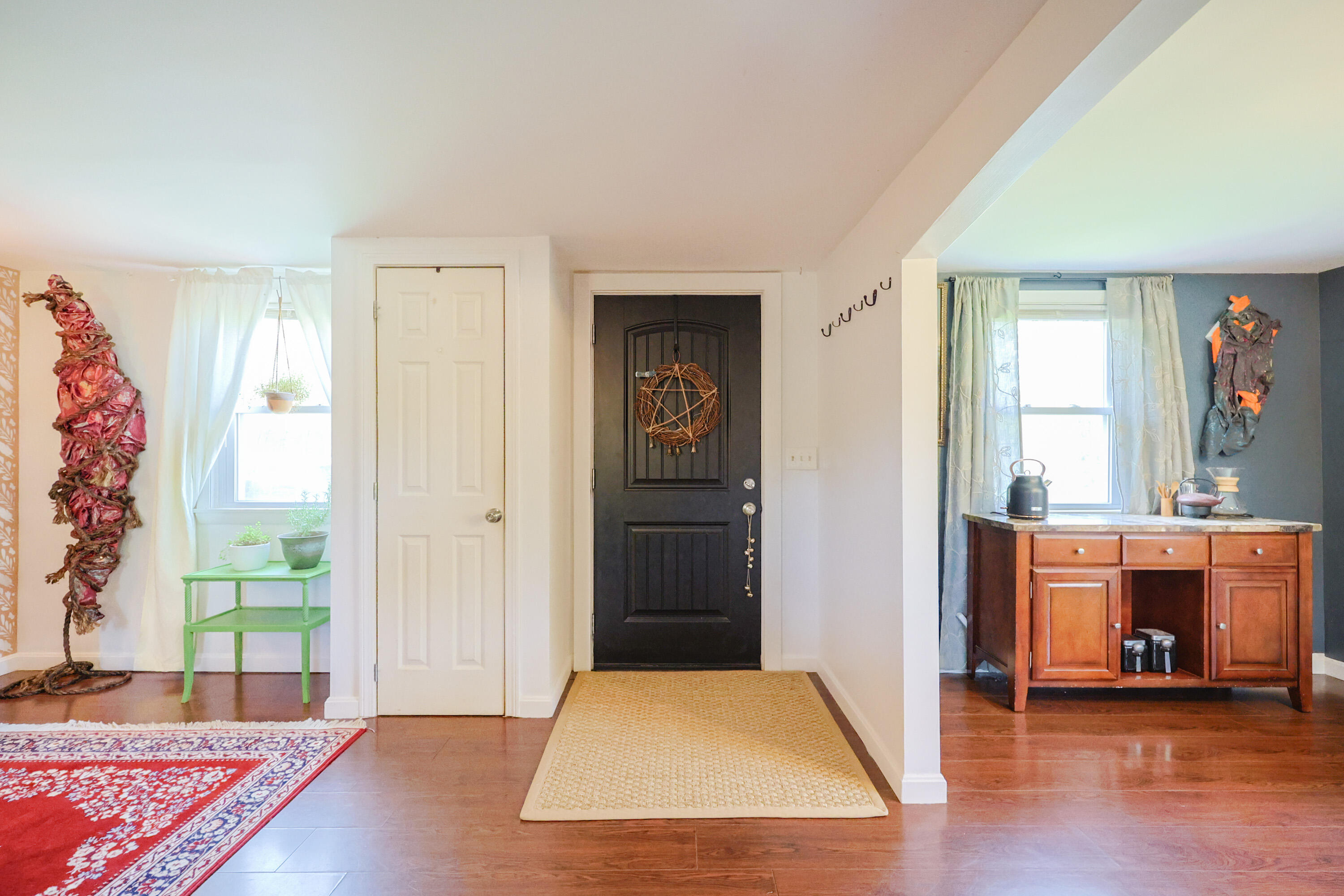 555 Meadow Road Topsham, ME 04086 - Photo 3 of 34 IMG_9308