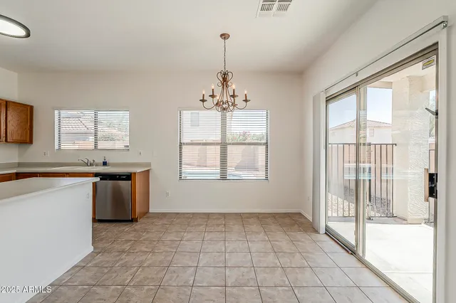 $2,295 | 2286 East Peach Tree Drive, Chandler, AZ 85249