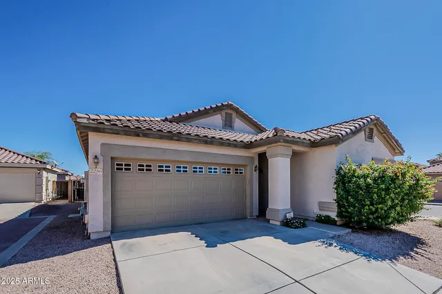 $2,295 | 2286 East Peach Tree Drive, Chandler, AZ 85249