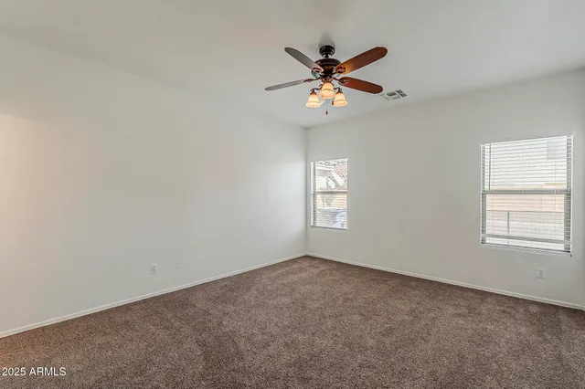 $2,295 | 2286 East Peach Tree Drive, Chandler, AZ 85249