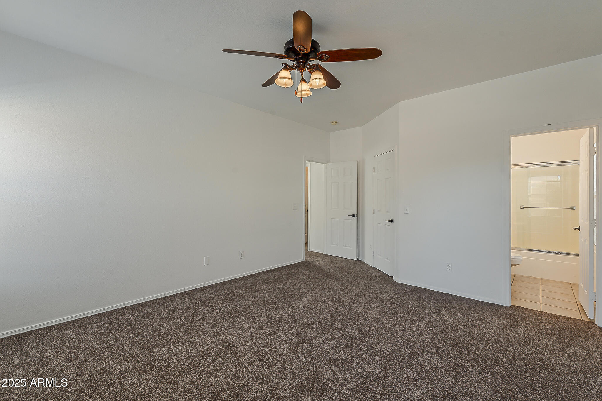 2286 East Peach Tree Drive Chandler, AZ 85249 - Photo 24 of 33 a window in an empty room