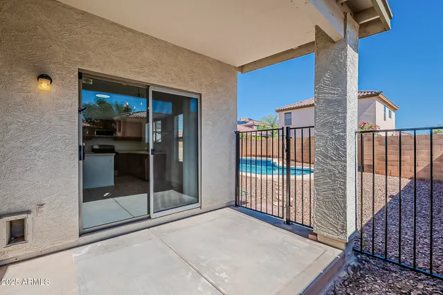 $2,295 | 2286 East Peach Tree Drive, Chandler, AZ 85249