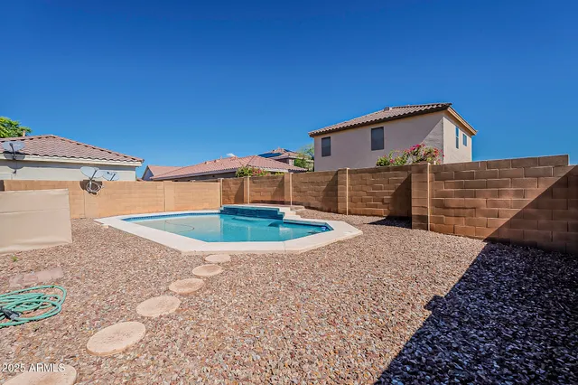 $2,295 | 2286 East Peach Tree Drive, Chandler, AZ 85249