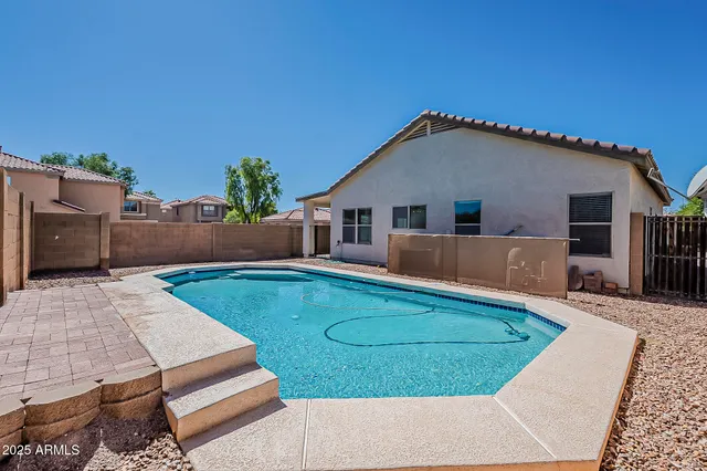 $2,295 | 2286 East Peach Tree Drive, Chandler, AZ 85249