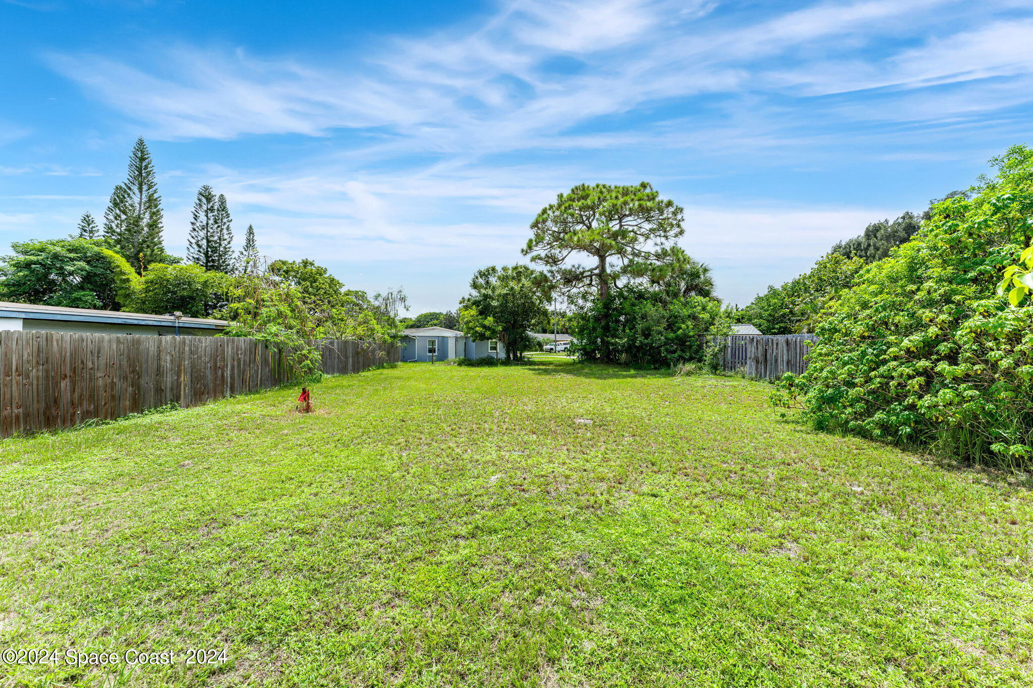 105 Cherry Street Melbourne, FL 32901 - Photo 3 of 14 1-web-or-mls-DSC04246