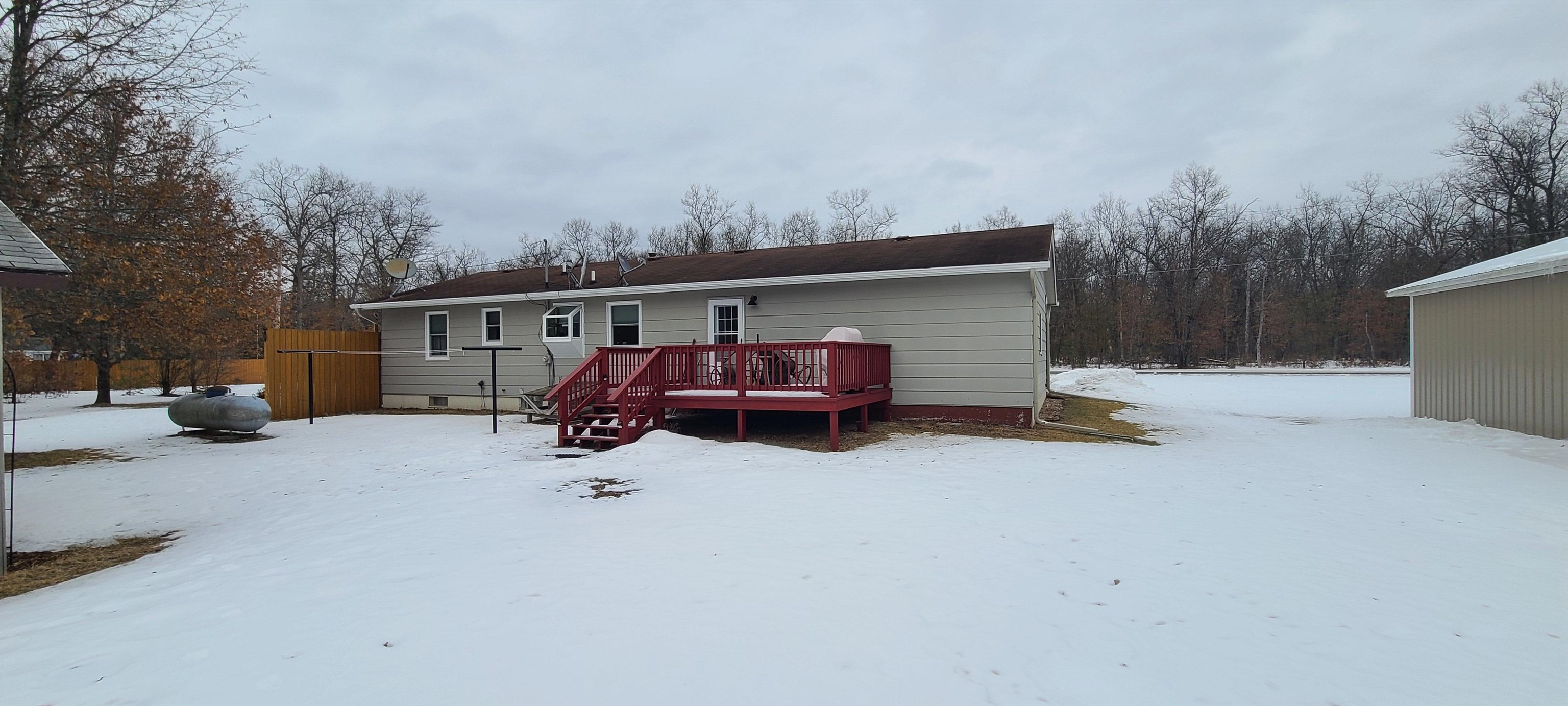 184 North Tippy Dam Road Wellston, MI 49689 - Photo 6 of 36 1897318-5.JPG