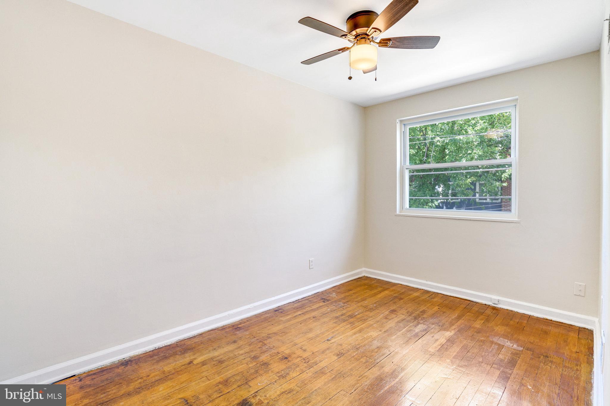139 West Reed Avenue Alexandria, VA 22305 - Photo 16 of 22 Bedroom 3