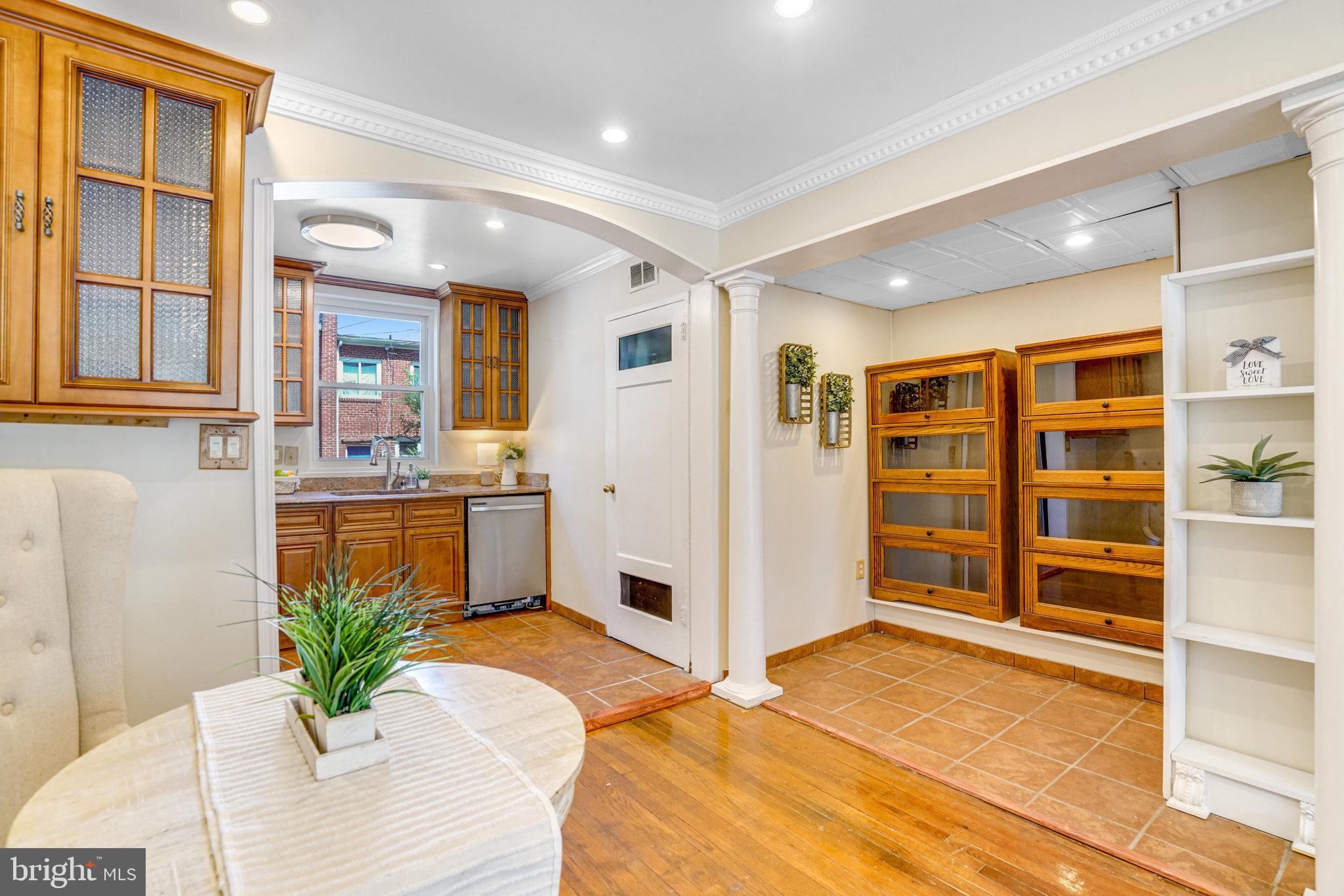 139 West Reed Avenue Alexandria, VA 22305 - Photo 5 of 22 Dining Area