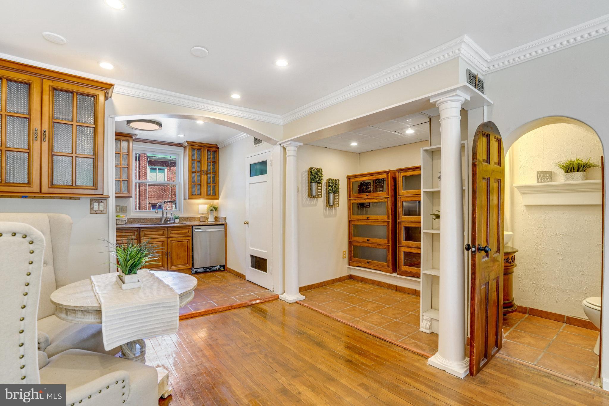 139 West Reed Avenue Alexandria, VA 22305 - Photo 6 of 22 Dining Area