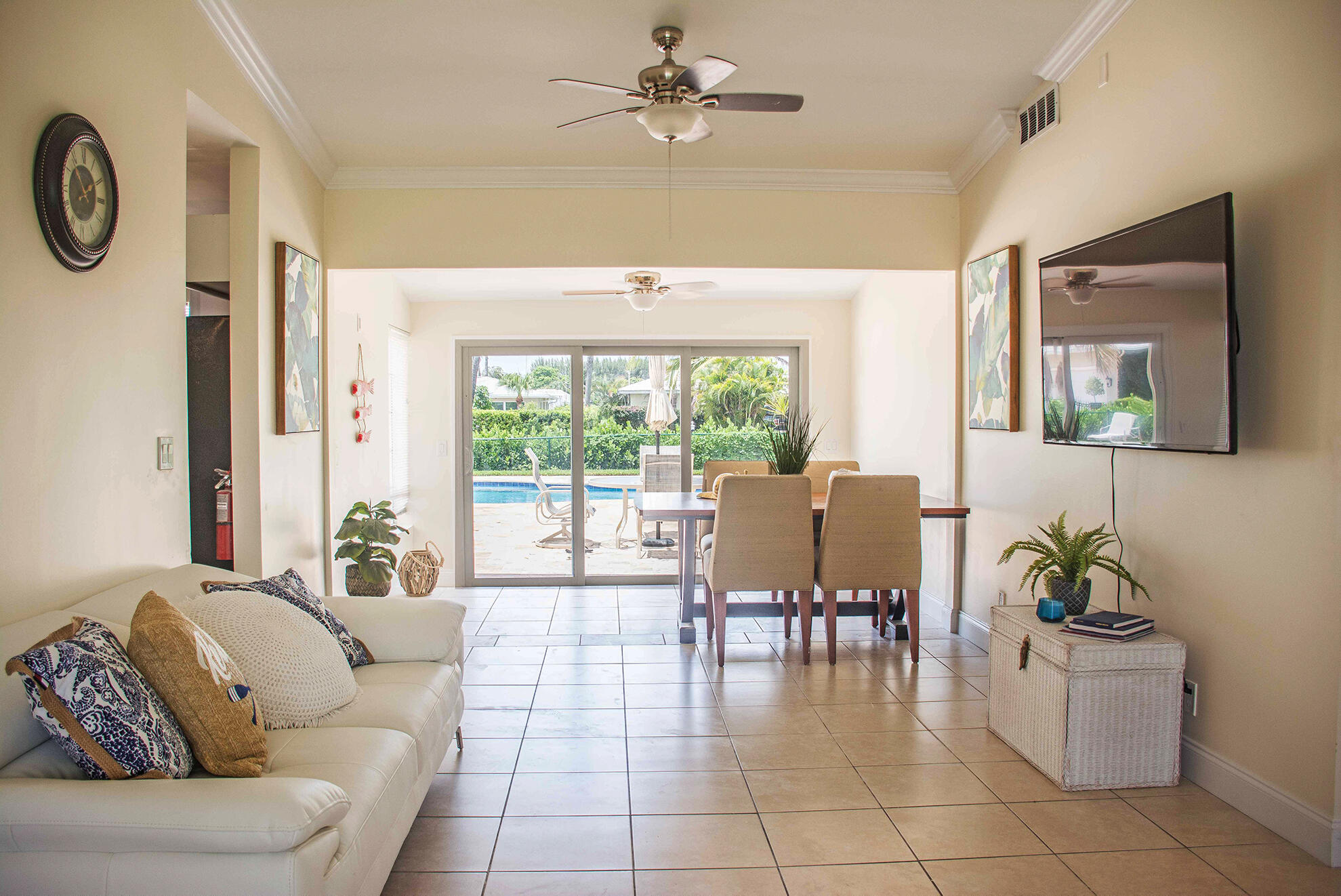 1160 Cabana Road Singer Island, FL 33404 - Photo 2 of 27 2