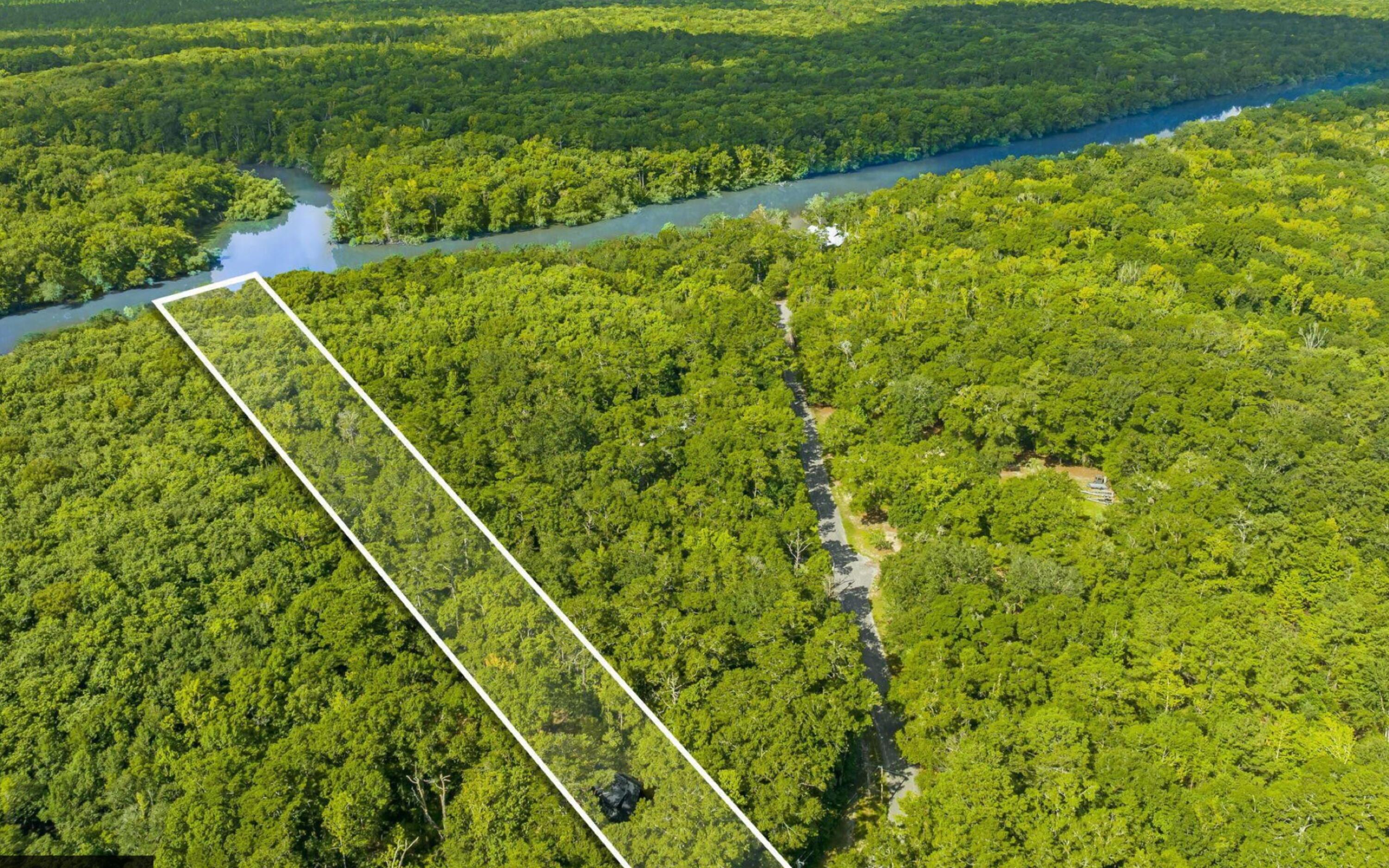 493 Choctawhatchee River Road Ponce de Leon, FL 32455 - Photo 32 of 35 a view of a tennis court