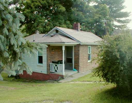 357 Pumpkin Hollow Road Georgetown, PA 15043 - Photo 1 of 7 Exterior Front.